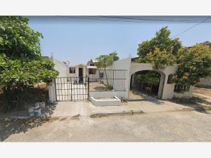 Casa en venta en San Vicente, Bahía de Banderas, Nayarit