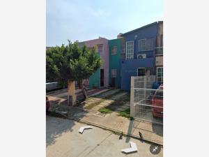Casa en renta en Puerto Esmeralda, Coatzacoalcos, Veracruz de Ignacio de la Llave