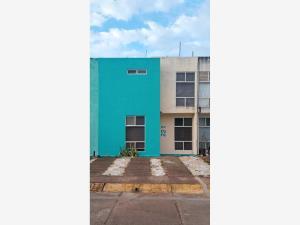 Casa en renta en Villas de San Martín, Coatzacoalcos, Veracruz de Ignacio de la Llave