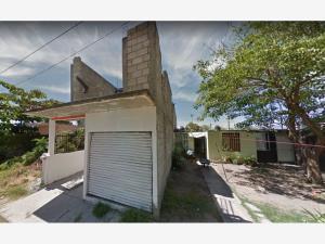 Casa en venta en Villas de San Vicente, Bahía de Banderas, Nayarit