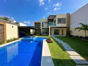 Casa en venta en Lomas de Vista Hermosa, Cuernavaca, Morelos Casa en venta en Lomas de Vista Hermosa, Cuernavaca, Morelos