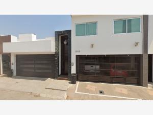 CASA EN VENTA EN 4 DE MARZO, CULIACÁN, SINALOA.