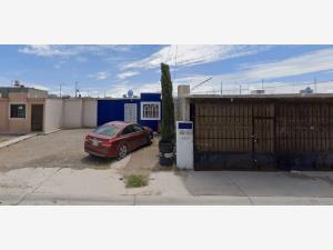 Casa en venta en Las Haciendas, Juárez, Chihuahua