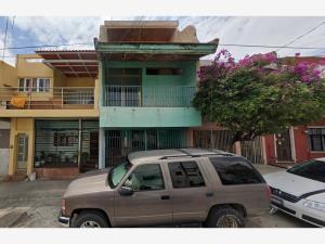 Casa en venta en Balcones del Cuatro, Guadalajara, Jalisco