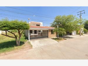 Casa en venta en Cuauhtemoc, Ahome, Sinaloa