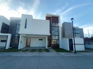 Casa en venta en Lomas del Sol, Alvarado, Veracruz de Ignacio de la Llave Casa en venta en Lomas del Sol, Alvarado, Veracruz de Ignacio de la Llave