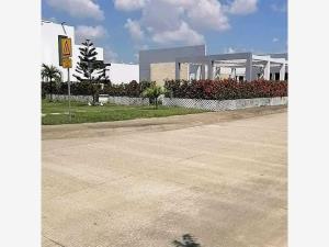 Terreno en venta en Centrópolis, Centro, Tabasco