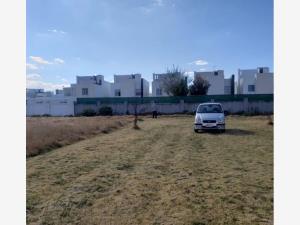 Terreno en venta en San Miguel Totocuitlapilco, Metepec, México