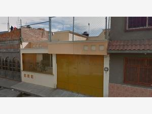 Casa en venta en Ignacio Zaragoza, Morelia, Michoacán de Ocampo