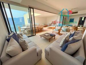 Hermoso depa en renta vacacional con terraza y vista a la bahía de Puerto Marqués Hermoso depa en renta vacacional con terraza y vista a la bahía de Puerto Marqués
