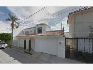 Casa en venta en Jardines de San Francisco, San Francisco del Rincón, Guanajuato