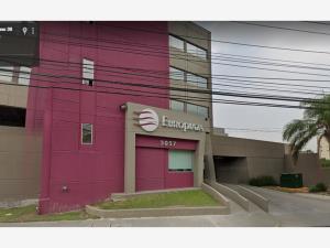 Oficina en renta en Cumbres del Valle, Monterrey, Nuevo León