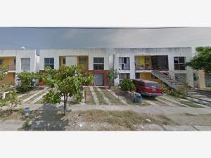 Casa en venta en Jardines del Sol, Bahía de Banderas, Nayarit
