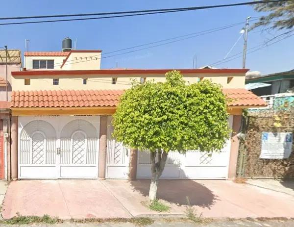 Casa en venta en Valle de Aragón 3ra. Sección Oriente, Ecatepec de Morelos, México Casa en venta en Valle de Aragón 3ra. Sección Oriente, Ecatepec de Morelos, México