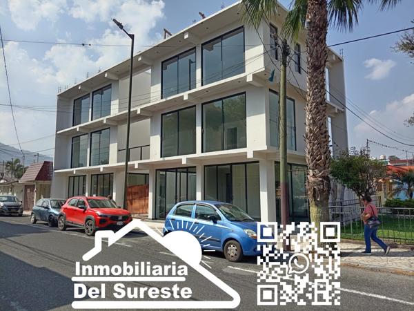 SE RENTA LOCALES junto a la biblioteca Municipal Edificio “NUEVO” Av Colón Ote Entre Nte 20 y 22