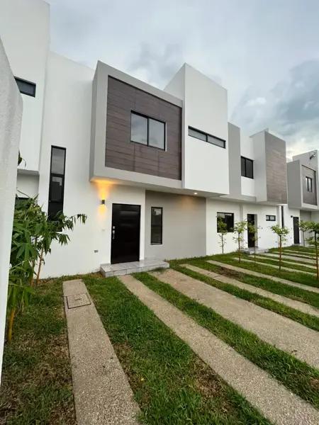 Casa en venta en Indeco Unidad, Centro, Tabasco