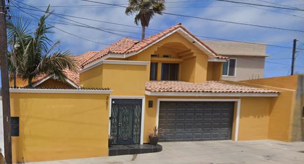Casa en venta en Playas de Tijuana Sección Costa Azul, Tijuana, Baja California