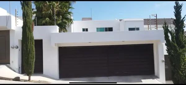 Casa en venta en Porta Fontana, León, Guanajuato