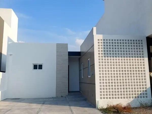 Casa en venta en Lomas de la Rioja, Alvarado, Veracruz de Ignacio de la Llave Casa en venta en Lomas de la Rioja, Alvarado, Veracruz de Ignacio de la Llave