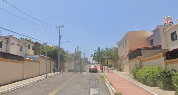 Casa en venta en Paseos de Santiago, Tonalá, Jalisco