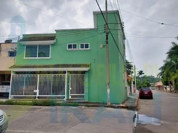 Casa en renta en Petrolera, Poza Rica de Hidalgo, Veracruz de Ignacio de la Llave