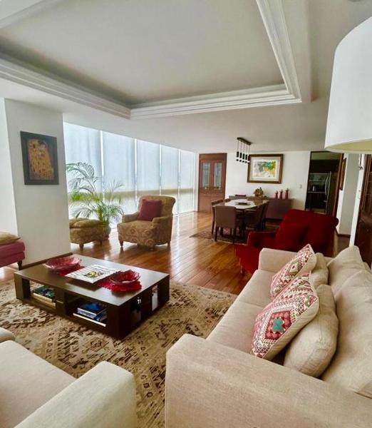 Departamento en venta en Prol. Bosques de las Lomas, Miguel Hidalgo, Ciudad de México