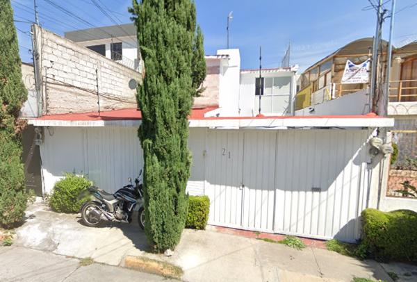 Casa en renta en Valle de los Pinos 1ra. Sección, Tlalnepantla de Baz, México