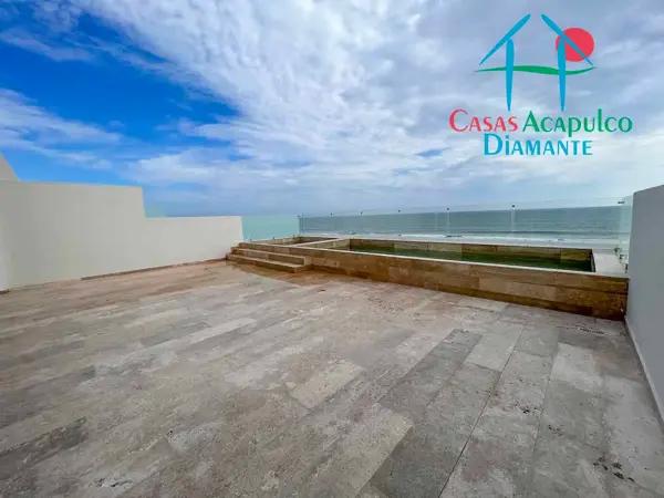 Penthouse de playa en venta para estrenar con alberca y jacuzzi privados Penthouse de playa en venta para estrenar con alberca y jacuzzi privados