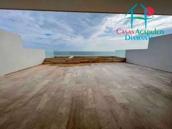 Penthouse de playa con alberca y jacuzzi privados. Vista frontal al mar Penthouse de playa con alberca y jacuzzi privados. Vista frontal al mar