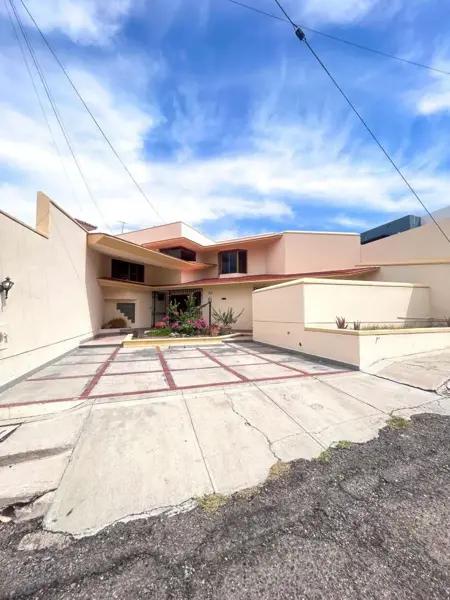 Casa en venta en Los Sabinos, Hermosillo, Sonora Casa en venta en Los Sabinos, Hermosillo, Sonora