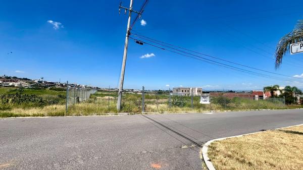 Terreno en venta y renta en Los Olvera, Corregidora, Querétaro