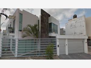Casa en venta en Puerta del Sol, Xalisco, Nayarit