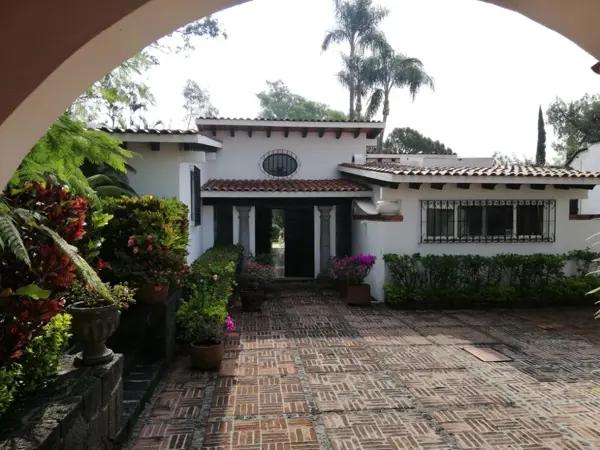 Casa en venta en Jardines de Ahuatepec, Cuernavaca, Morelos