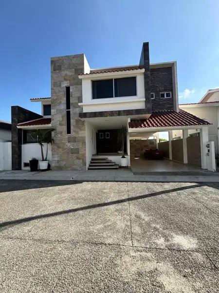 Casa en venta en El Sendero Residencial, Alvarado, Veracruz de Ignacio de la Llave