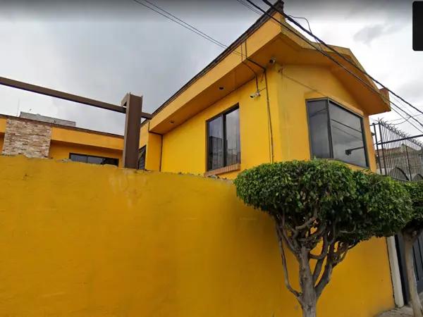 Casa en venta en San Lorenzo la Cebada, Xochimilco, Ciudad de México Casa en venta en San Lorenzo la Cebada, Xochimilco, Ciudad de México