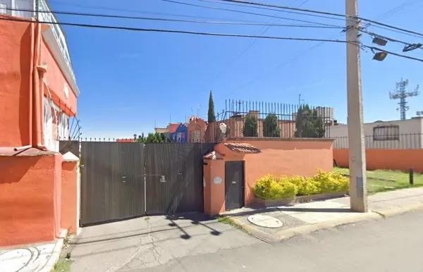 Casa en venta en Claustros de San Miguel, Cuautitlán Izcalli, México