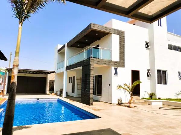 Casa en venta en La Trinidad, Tlalixtac de Cabrera, Oaxaca