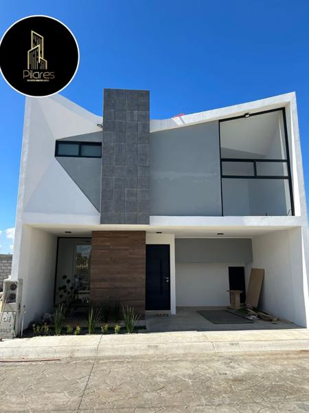 Casa en venta en Real Toledo, Pachuca de Soto, Hidalgo Casa en venta en Real Toledo, Pachuca de Soto, Hidalgo