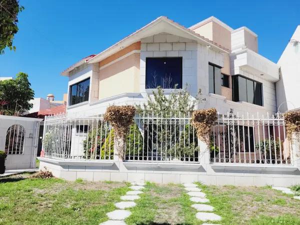 Casa en venta en Arboledas Santa Elena, Pachuca de Soto, Hidalgo Casa en venta en Arboledas Santa Elena, Pachuca de Soto, Hidalgo