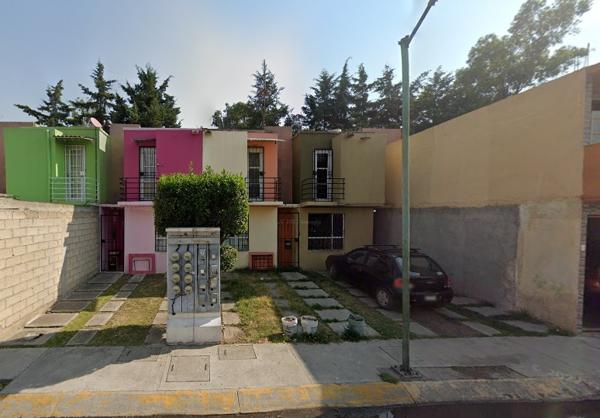 Casa en remate en El Bosque Tultepec, Tultepec, México