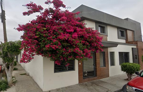 Casa en venta en Maestros Universitarios, Tijuana, Baja California