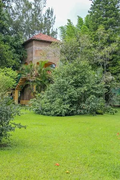 Finca-Rancho en venta en Santo Domingo, Tepoztlán, Morelos