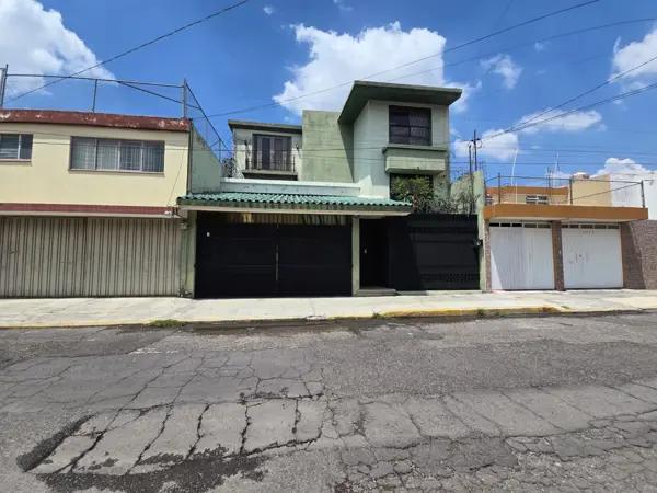 Casa en venta en Jardines de San Manuel, Puebla, Puebla