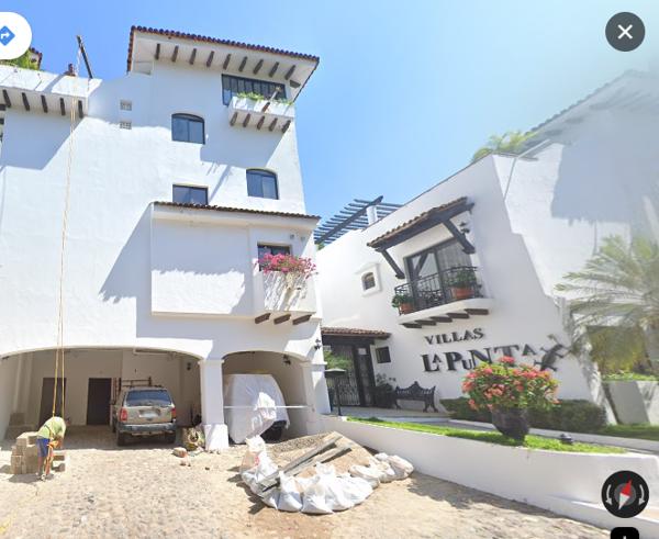 Departamento en remate en Conchas Chinas, Puerto Vallarta, Jalisco