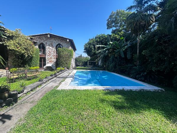 Casa en venta y renta en Jardines de Acapatzingo, Cuernavaca, Morelos Casa en venta y renta en Jardines de Acapatzingo, Cuernavaca, Morelos
