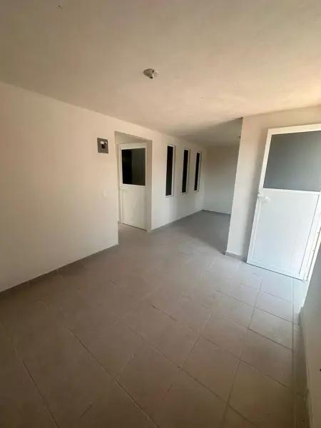 Casa en venta en San Cristobal Huichochitlan, Toluca, México
