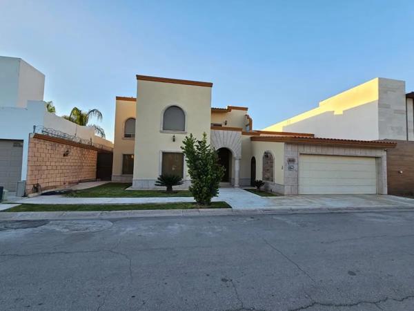 Casa en venta en Hacienda del Rosario, Torreón, Coahuila de Zaragoza Casa en venta en Hacienda del Rosario, Torreón, Coahuila de Zaragoza
