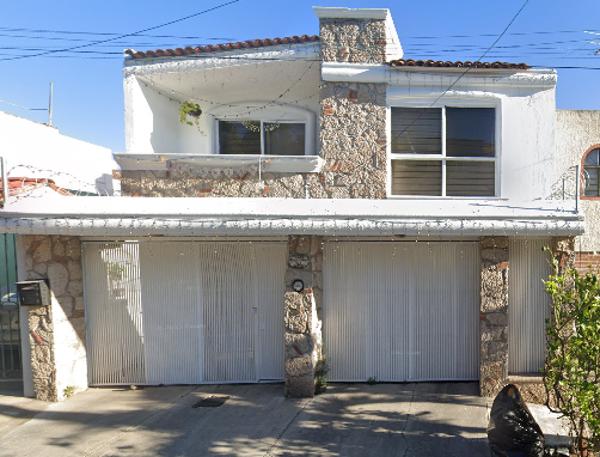 Casa en venta en Jardines Alcalde, Guadalajara, Jalisco