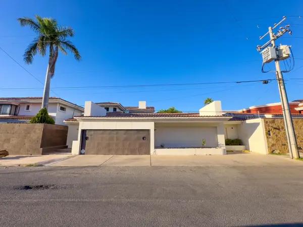 Casa en venta en Centenario, Hermosillo, Sonora Casa en venta en Centenario, Hermosillo, Sonora