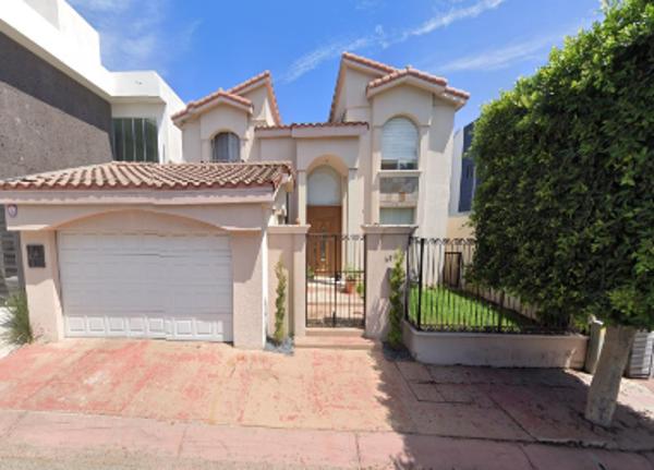 Casa en venta en Jardines de Chapultepec S-E, Tijuana, Baja California